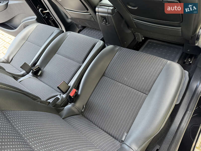 Минивэн Renault Scenic 2013 в Дрогобыче