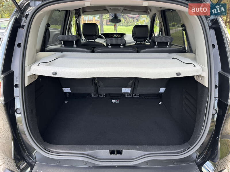 Минивэн Renault Scenic 2013 в Дрогобыче
