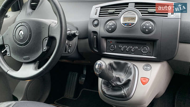 Минивэн Renault Scenic 2006 в Виннице