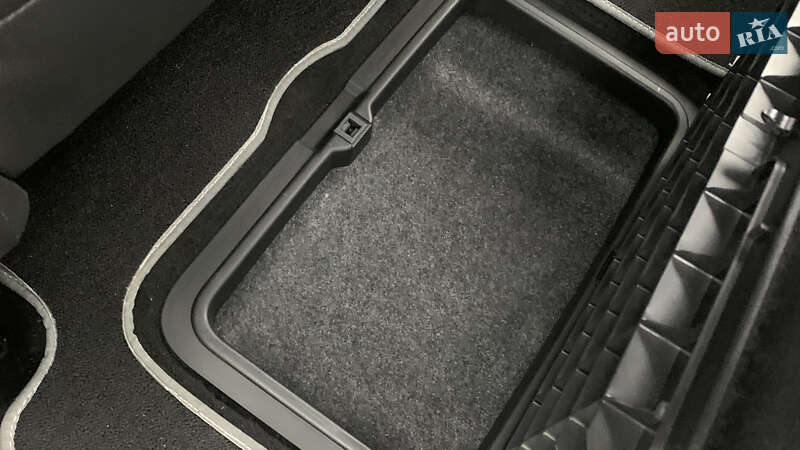 Минивэн Renault Scenic 2006 в Виннице