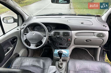 Минивэн Renault Scenic 2001 в 