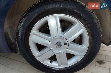 Минивэн Renault Scenic 2006 в 