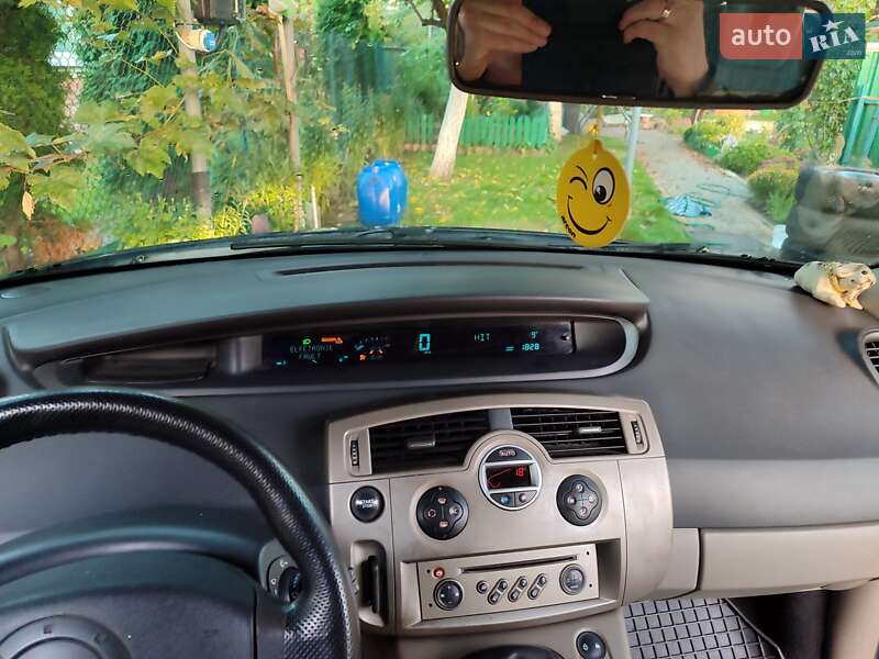 Мінівен Renault Scenic 2006 в Луцьку