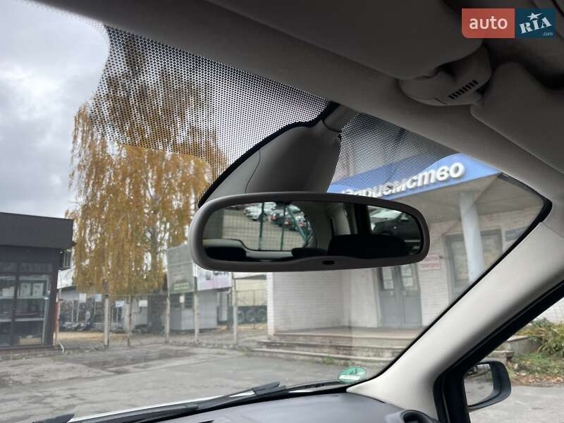 Минивэн Renault Scenic 2006 в Сумах