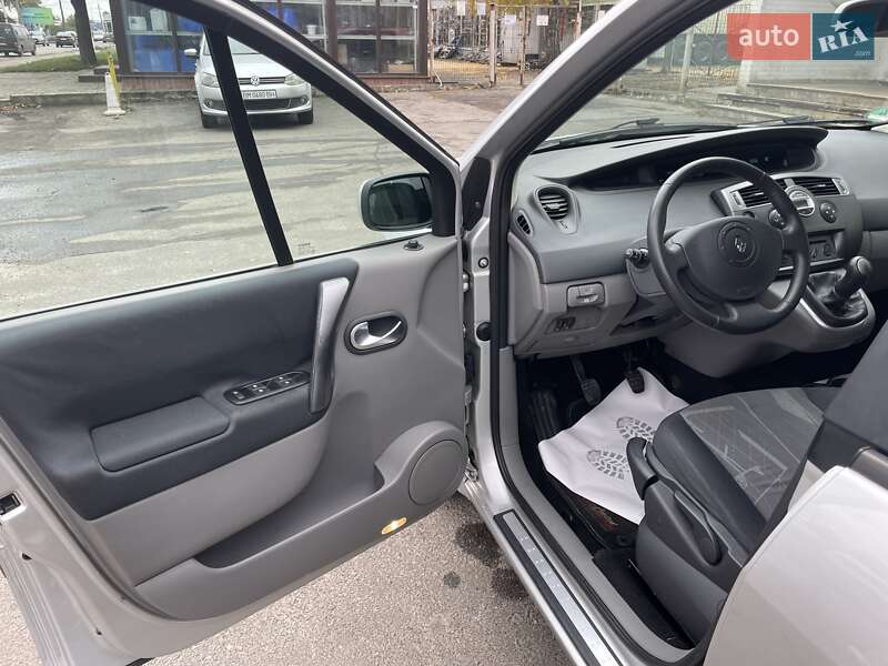 Минивэн Renault Scenic 2006 в Сумах