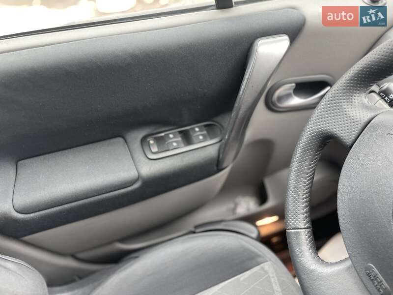 Минивэн Renault Scenic 2006 в Сумах