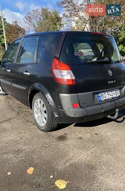 Минивэн Renault Scenic 2004 в 