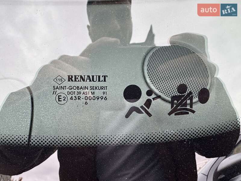 Минивэн Renault Scenic 2006 в Сумах