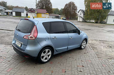 Мінівен Renault Scenic 2009 в 