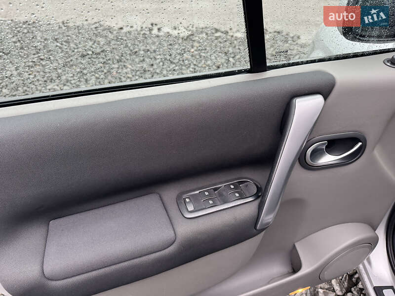 Минивэн Renault Scenic 2008 в Стрые