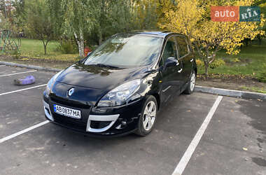 Минивэн Renault Scenic 2010 в 