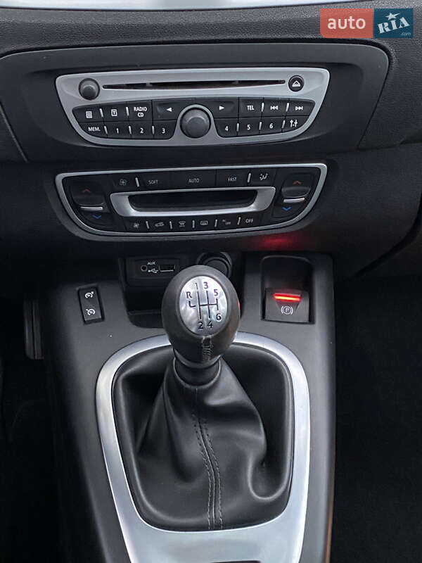 Минивэн Renault Scenic 2010 в Виннице