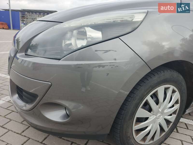 Минивэн Renault Scenic 2010 в Коломые