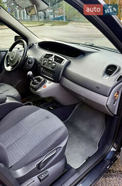 Минивэн Renault Scenic 2007 в 