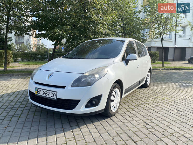 Минивэн Renault Scenic 2010 в Ивано-Франковске