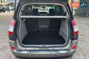 Минивэн Renault Scenic 2006 в 