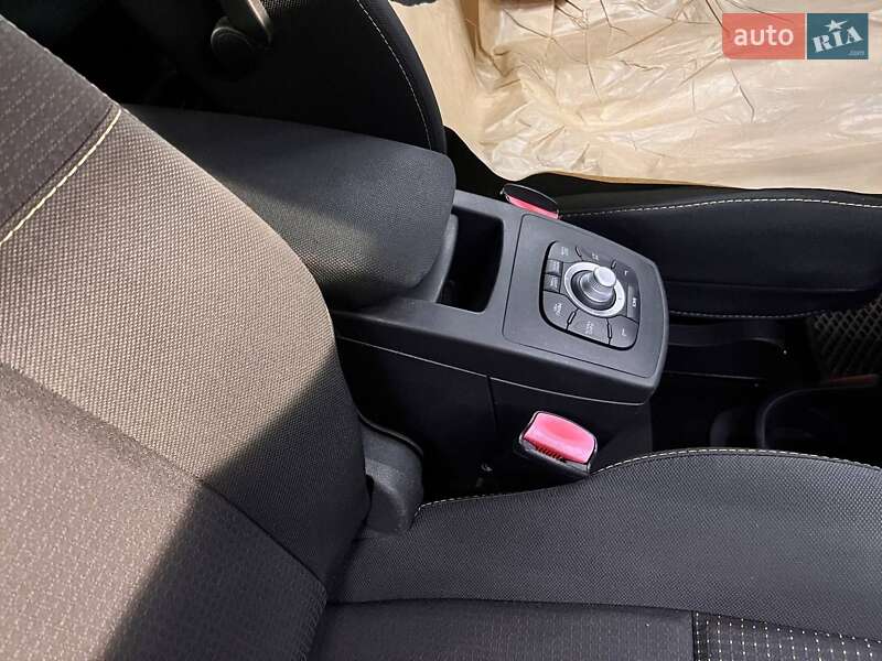 Мінівен Renault Scenic 2010 в Житомирі