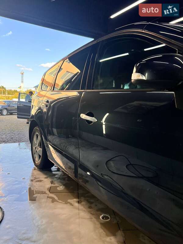 Мінівен Renault Scenic 2010 в Житомирі