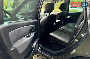 Минивэн Renault Scenic 2010 в 