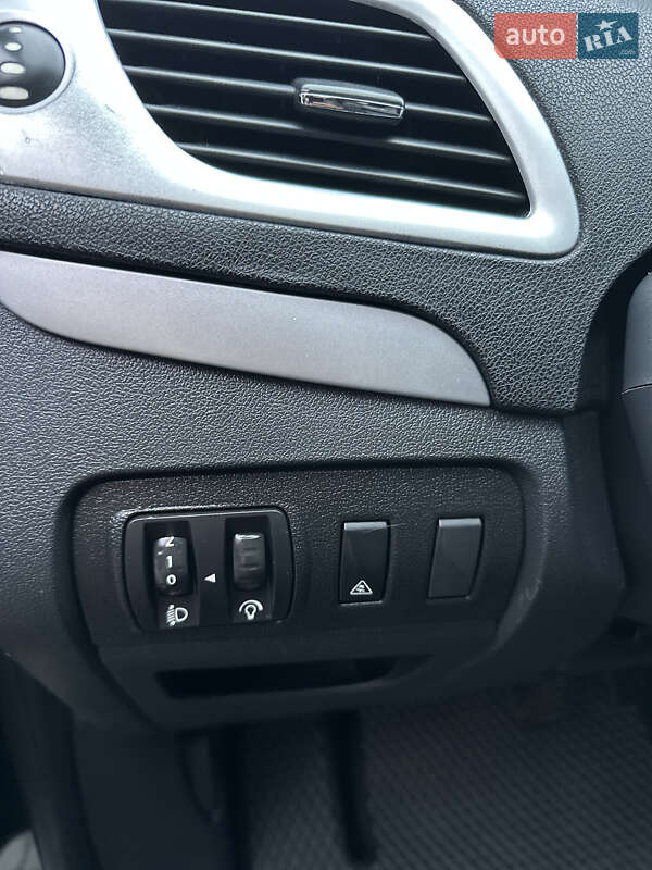 Минивэн Renault Scenic 2014 в Хмельницком