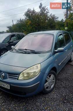 Минивэн Renault Scenic 2004 в 