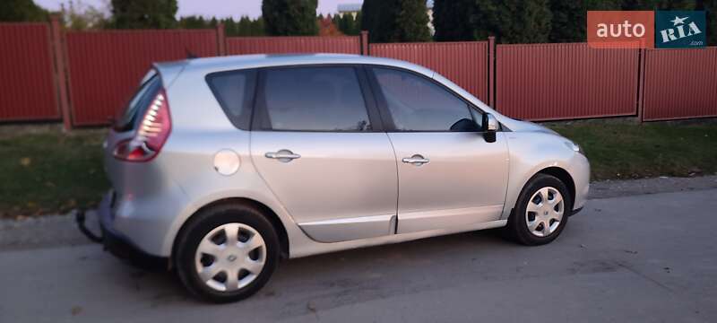 Минивэн Renault Scenic 2011 в Тернополе