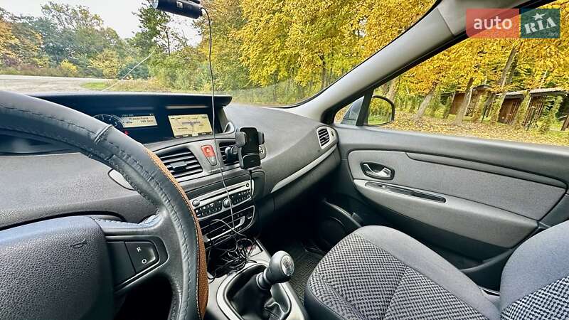 Минивэн Renault Scenic 2011 в Тернополе фото 15 Минивэн Renault Scenic 2011 в Тернополе