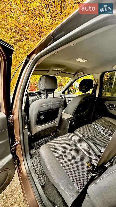Минивэн Renault Scenic 2011 в Тернополе фото 17 Минивэн Renault Scenic 2011 в Тернополе