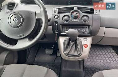 Минивэн Renault Scenic 2006 в 