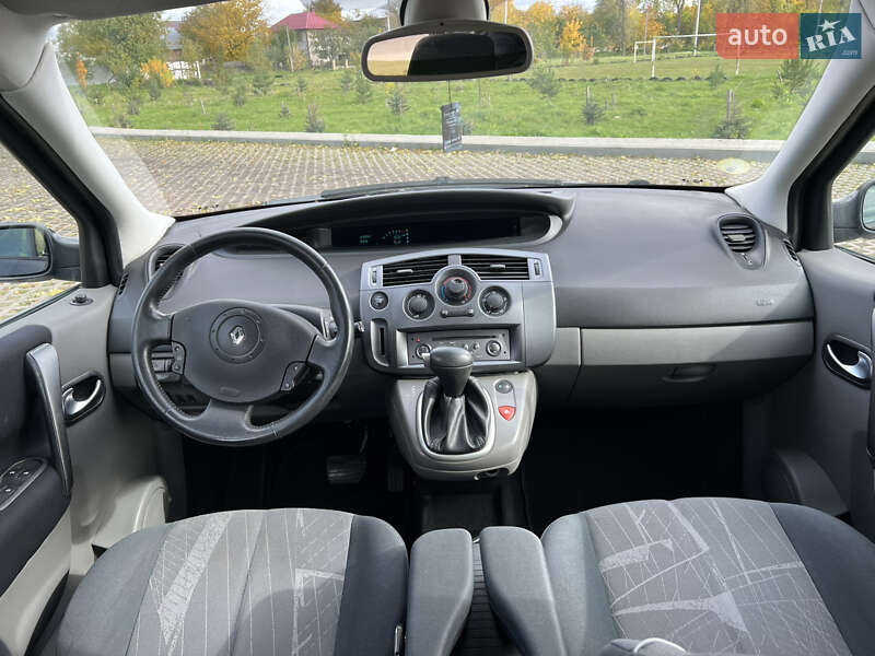 Минивэн Renault Scenic 2005 в Коломые