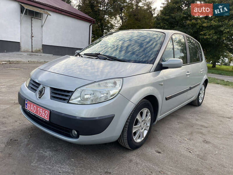 Минивэн Renault Scenic 2004 в Красилове