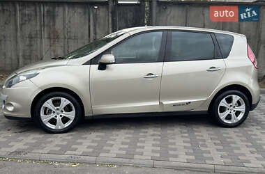 Минивэн Renault Scenic 2010 в Лубнах