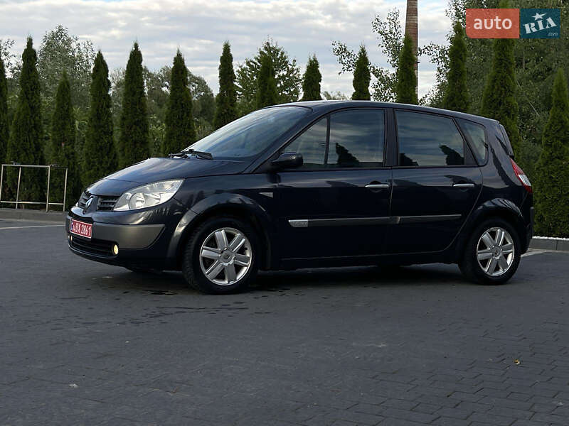 Минивэн Renault Scenic 2005 в Надворной