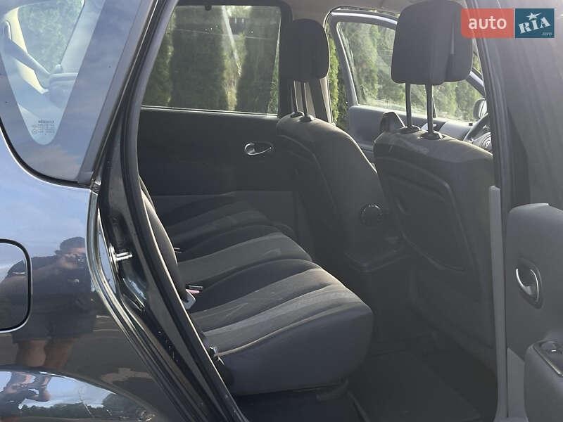 Минивэн Renault Scenic 2005 в Надворной