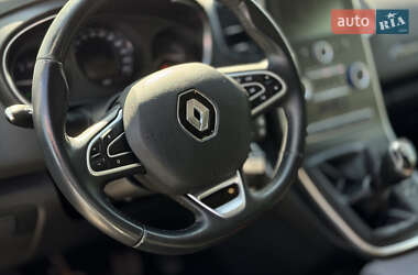 Минивэн Renault Scenic 2018 в 