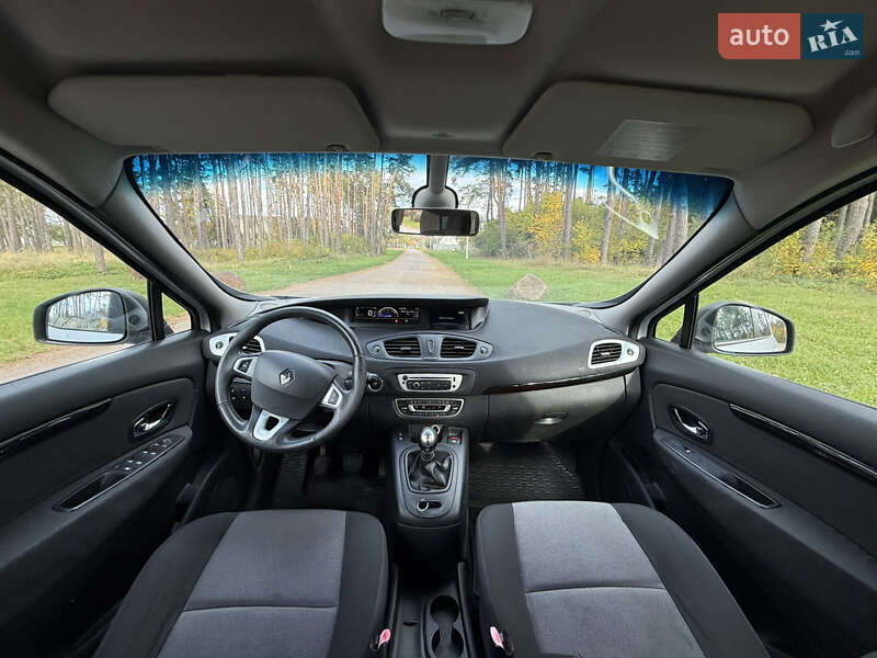 Минивэн Renault Scenic 2012 в Житомире