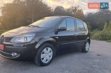 Минивэн Renault Scenic 2009 в 