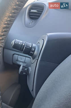 Минивэн Renault Scenic 2009 в 