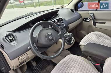Минивэн Renault Scenic 2005 в 