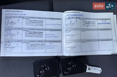 Минивэн Renault Scenic 2014 в 