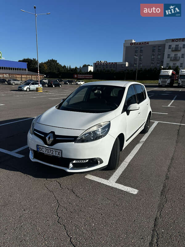 Минивэн Renault Scenic 2015 в Львове
