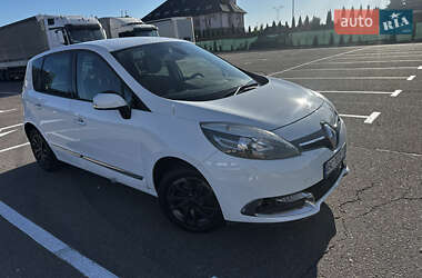 Мінівен Renault Scenic 2015 в 