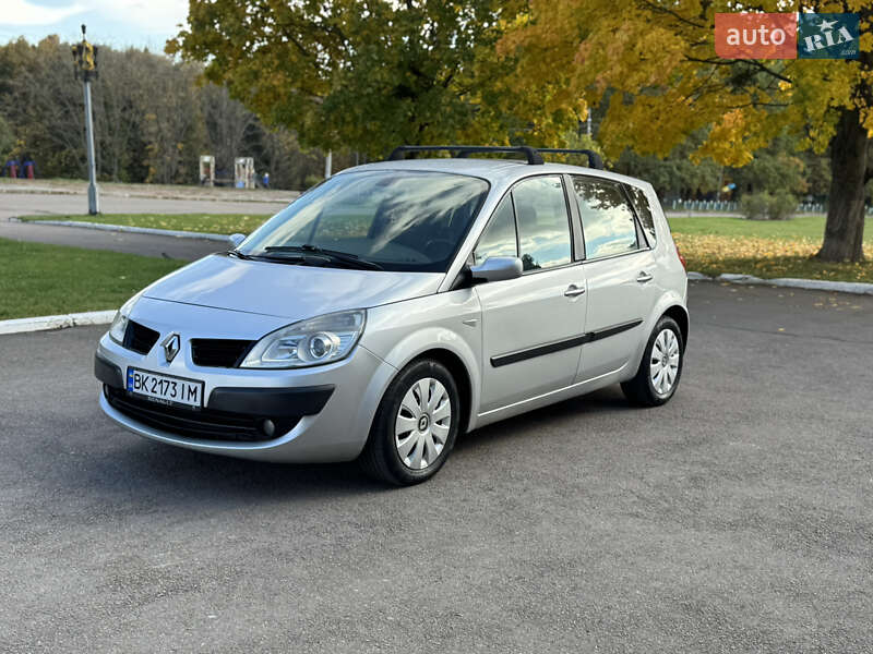 Минивэн Renault Scenic 2007 в Ровно