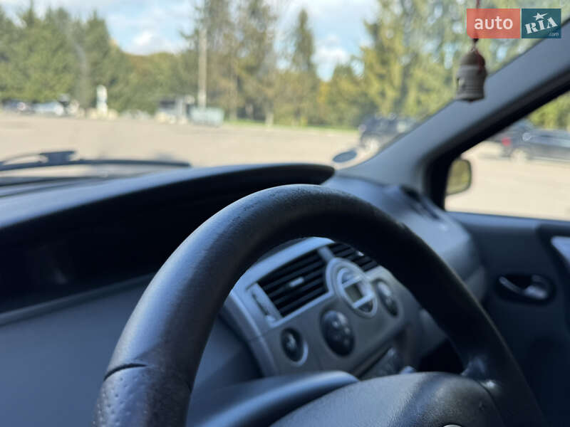 Минивэн Renault Scenic 2007 в Ровно