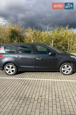 Мінівен Renault Scenic 2009 в  фото 7 Мінівен Renault Scenic 2009 в