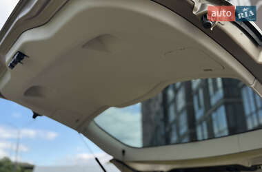 Минивэн Renault Scenic 2014 в 