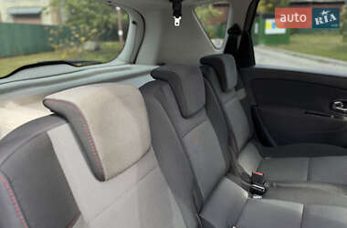 Минивэн Renault Scenic 2014 в 