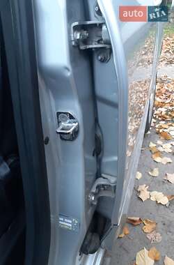 Минивэн Renault Scenic 2011 в 