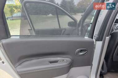 Минивэн Renault Scenic 2004 в  фото 8 Минивэн Renault Scenic 2004 в