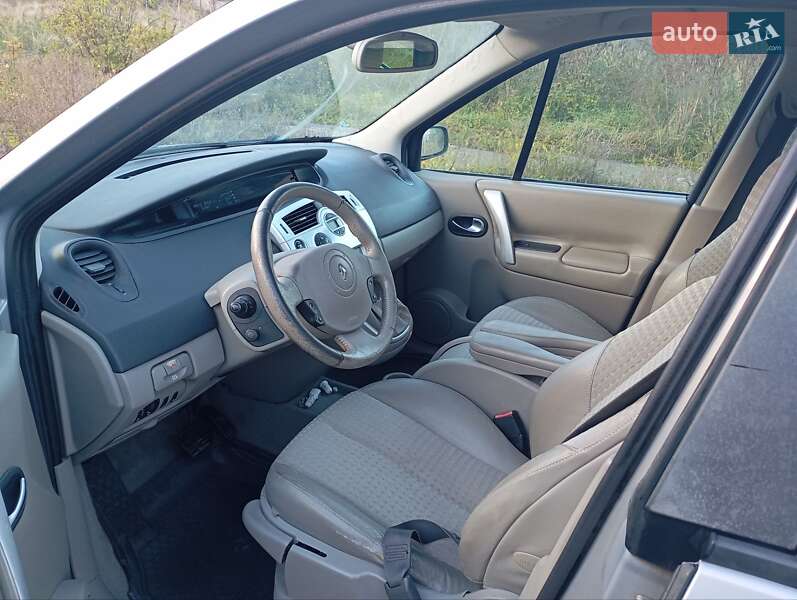 Минивэн Renault Scenic 2004 в Киеве